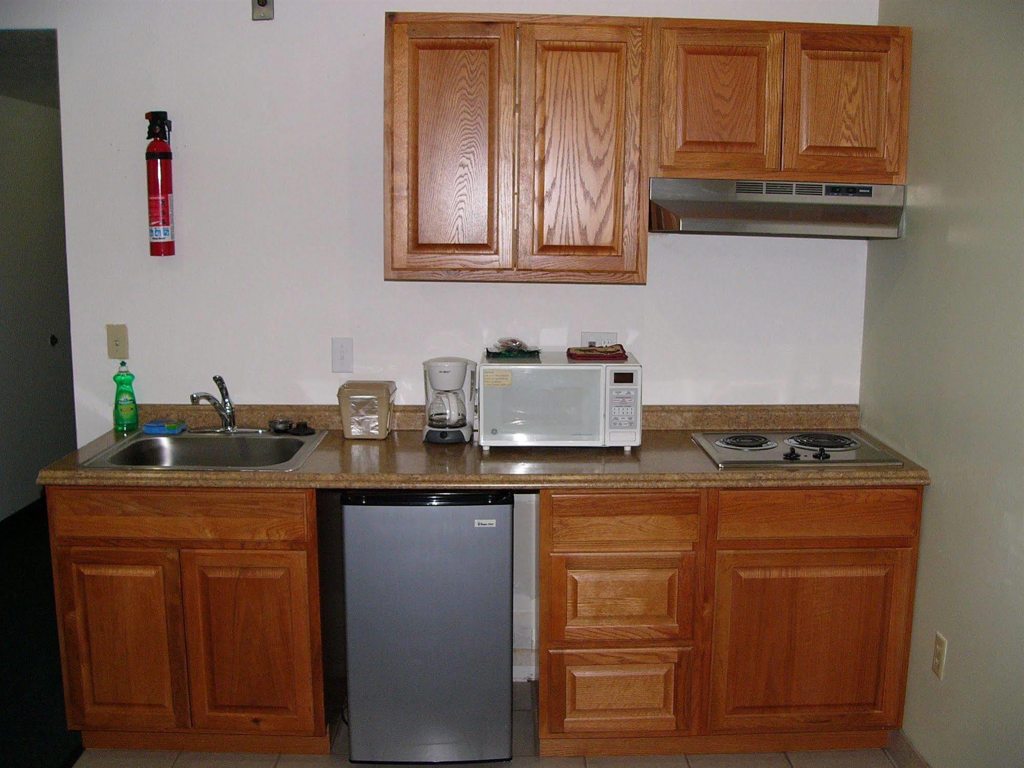 Oyster Bay Inn & Suites Bremerton Zewnętrze zdjęcie